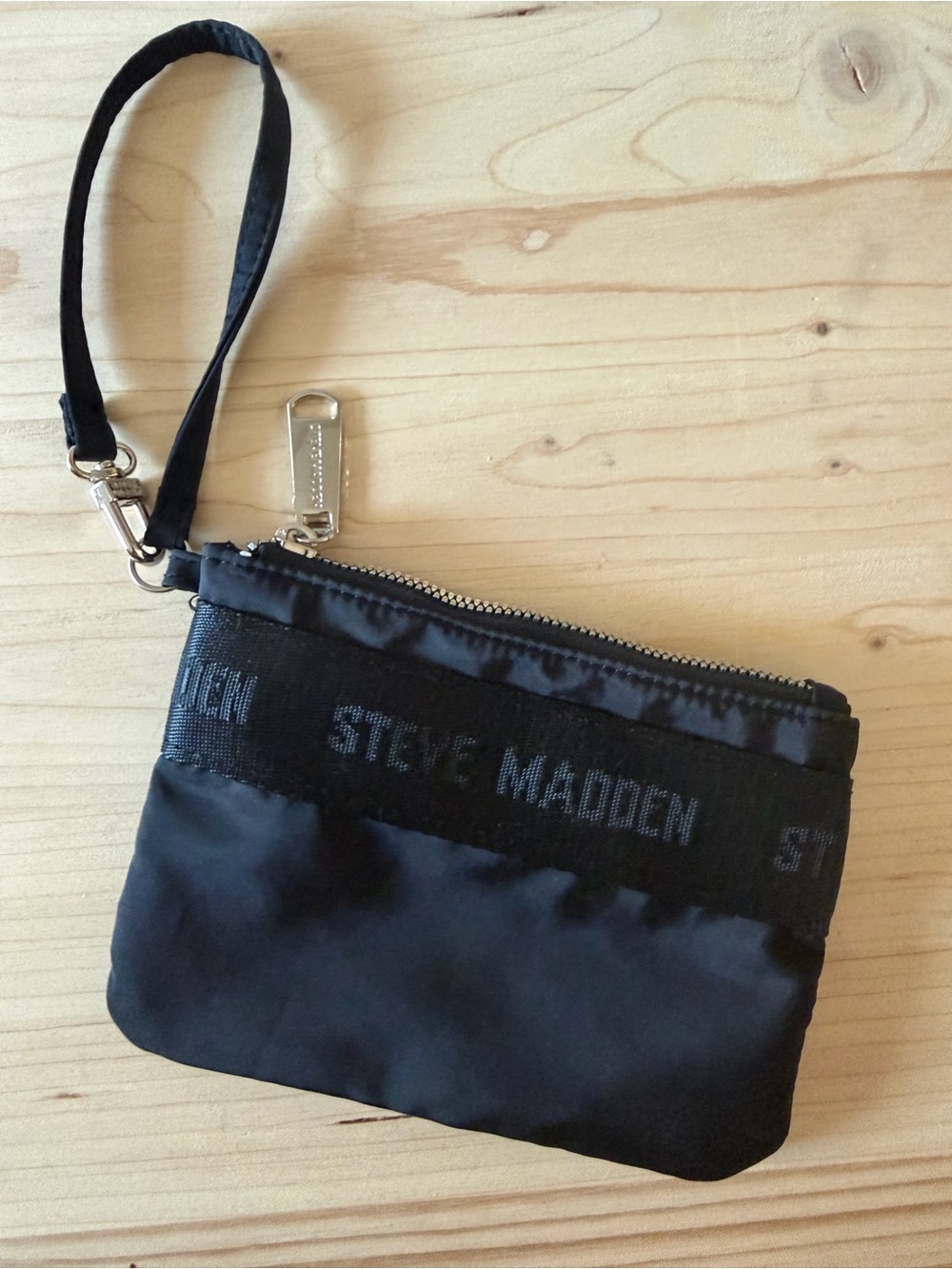 Steve Madden Black wristlet NWOT